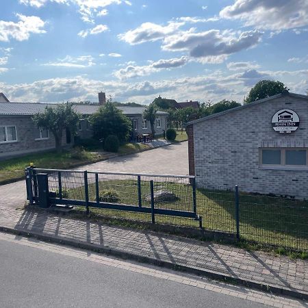 Hotel Rhin Inn Fehrbellin Bagian luar foto