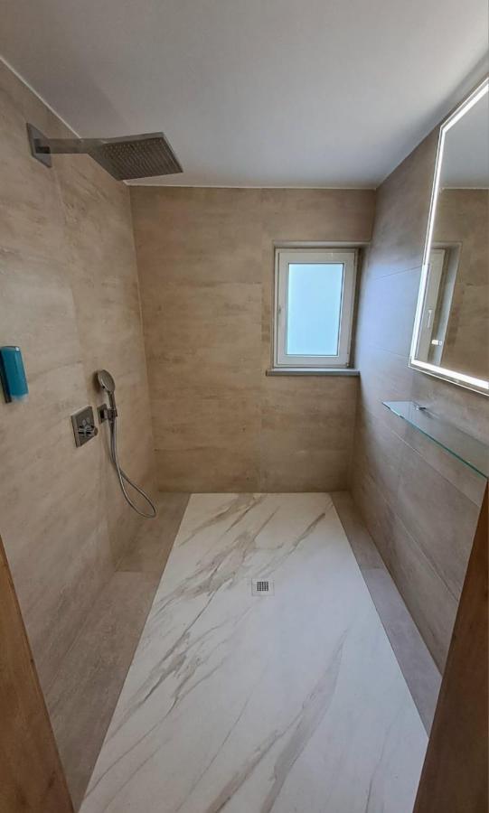 Hotel Rhin Inn Fehrbellin Bagian luar foto