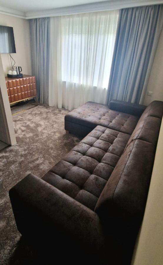 Hotel Rhin Inn Fehrbellin Bagian luar foto