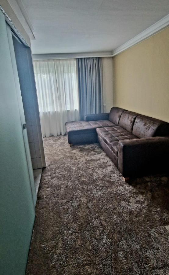 Hotel Rhin Inn Fehrbellin Bagian luar foto
