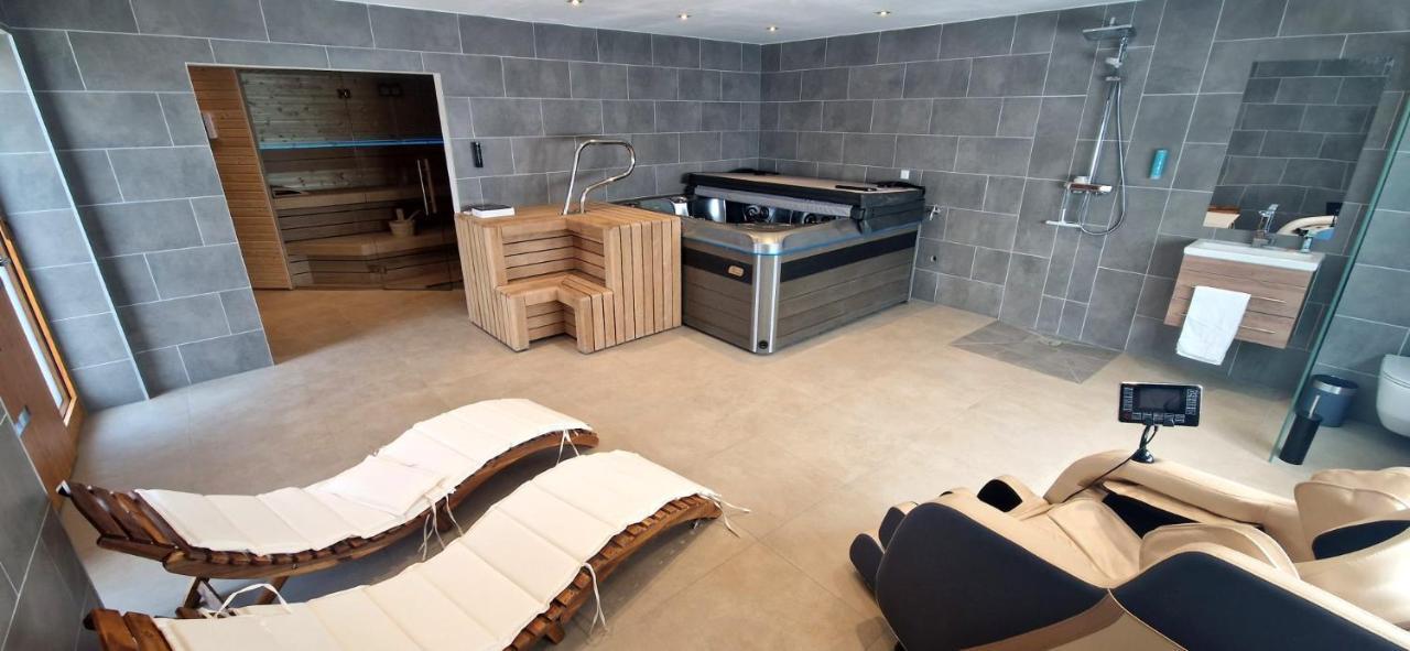 Hotel Rhin Inn Fehrbellin Bagian luar foto
